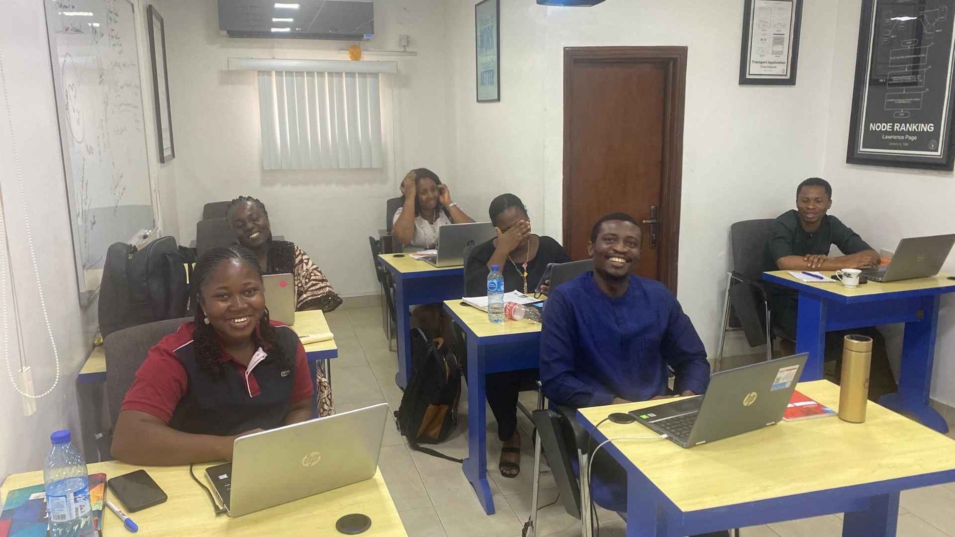 cybersecurity-students-learning-in-wdc